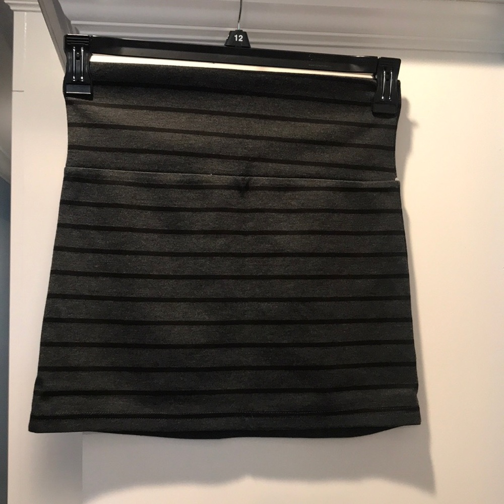 Rue 21 grey/black stripe skirt